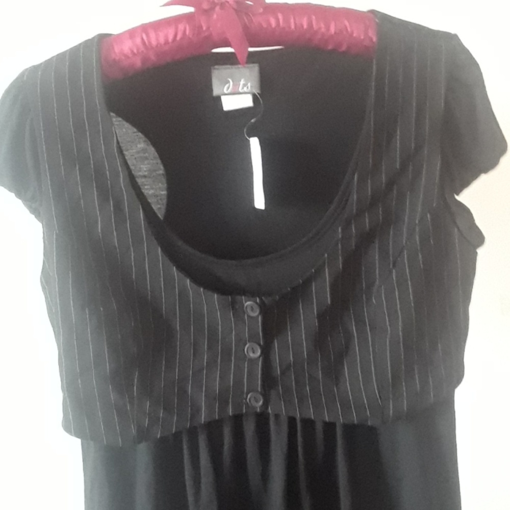 - Dress - Picture 4 of 4